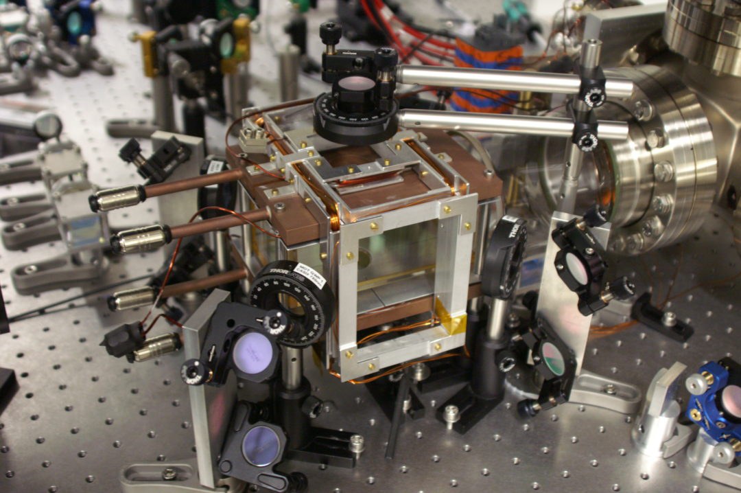 Magneto-optical trap setup for rubidium